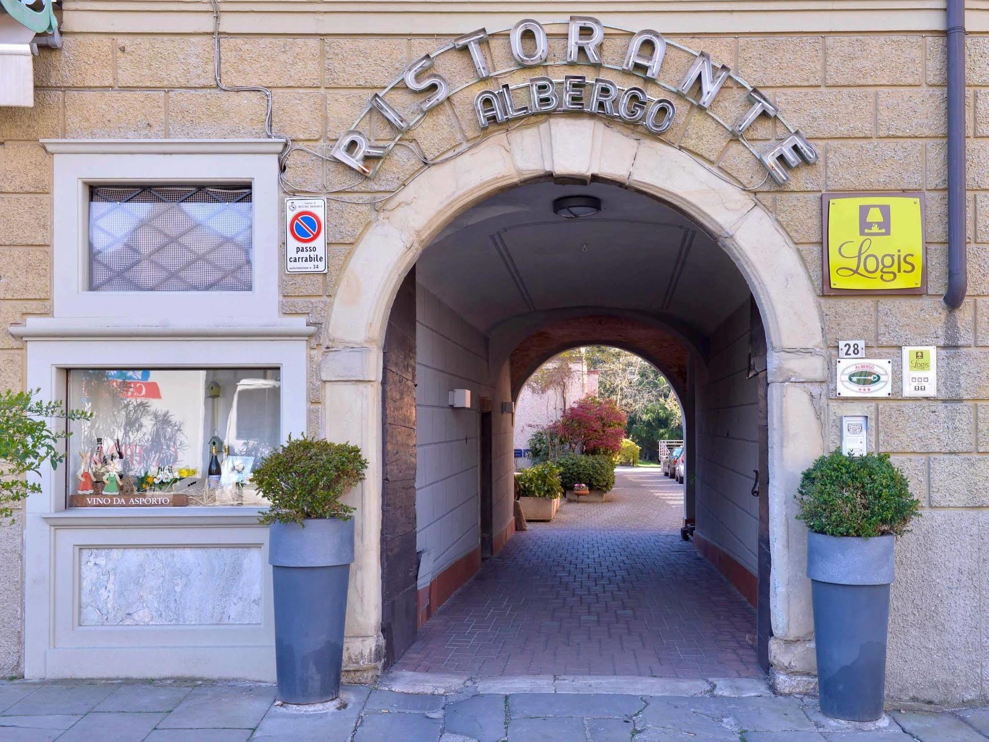 Albergo Della Torre Dal 1891 Trescore Balneario Eksteriør billede